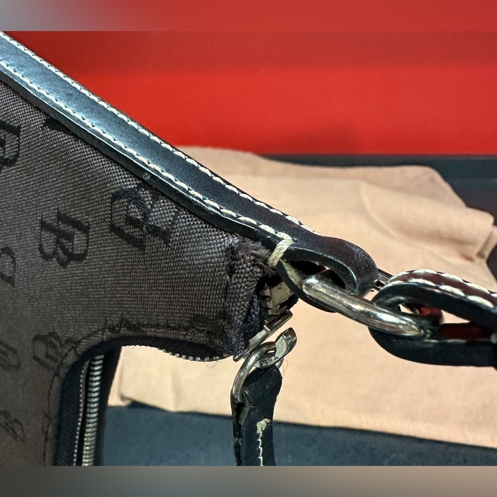 Dooney & Burke Small Gray & Black Signature Logo Handbag 8.5”x3”x5” - Picture 14 of 15